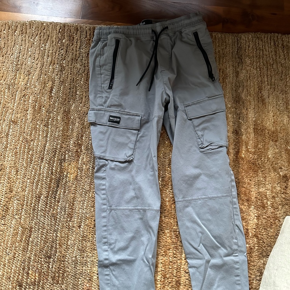 Hollister skinny cargo